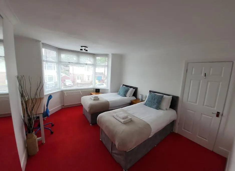 Quiet And Specious 3 Bed House Villa Southampton 0*,  United Kingdom