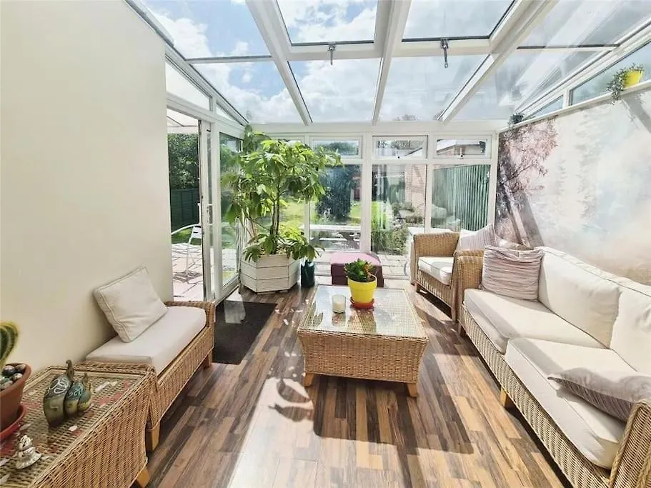 Quiet And Specious 3 Bed House Villa Southampton